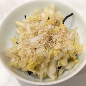 あさりの作ってみた!投稿(抱えて食べたい♪『梅塩昆布 de やみつき♡白菜サラダ』)