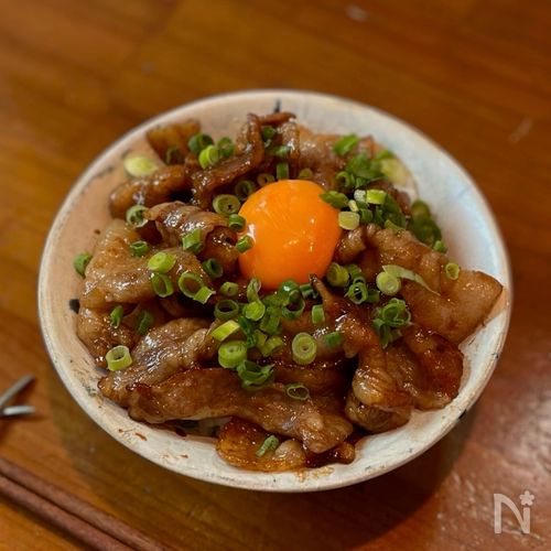 仕事後5分で作れる【関西風 豚すき丼】