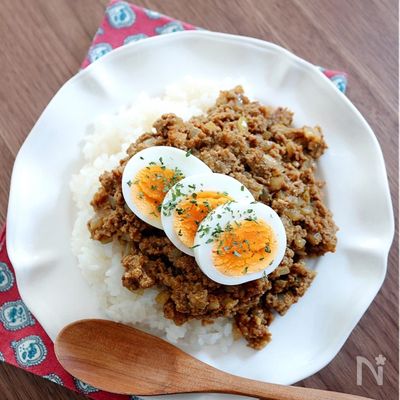 ちょい仕込みで炒めるだけ【あっという間のドライカレー】