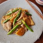 アスパラガスと豚バラ肉の甘辛中華炒め