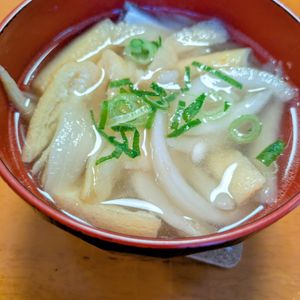 ゆきまる🐬🫧の作ってみた!投稿(【玉ねぎと油揚げのお味噌汁】具材たっぷり♪コスパ抜群◎)
