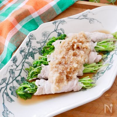 ＼電子レンジで／豆苗の豚巻き おろしポン酢