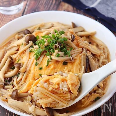 たっぷりあんで食べる♪和風きのこ天津飯