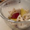 この秋食べたい！【さつまいもとれんこんの塩ハニーバター】の工程2
