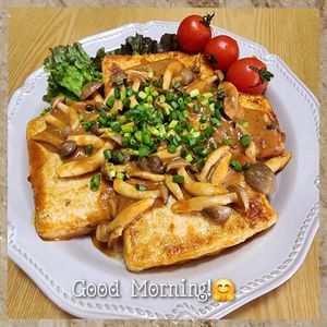 ナムディの作ってみた!投稿(焼き肉のたれで☆マヨガーリック豆腐ステーキ☆)