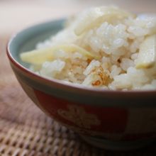 たけのこごはん　- かつお昆布だし -