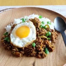 出汁を取った残りので作る、節約鰹節のドライカレー