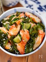 夏のさっぱり簡単副菜🎐焼きカニカマときゅうりの酢の物🤤