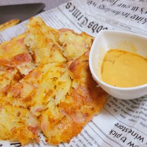 ヴェルの作ってみた!投稿(【ねぎベーコンのじゃがチーズチヂミ】マヨ醤油で♡推せるチヂミ)