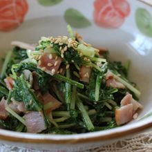 水菜とベーコンの炒めもの