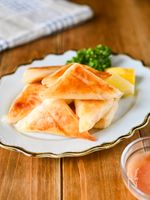 揚げずに簡単!【えびチーズ春巻き】