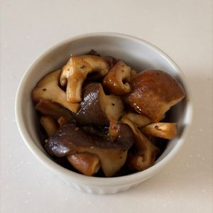 ゆりこの作ってみた!投稿(【きのこのオリーブソテー】旨みたっぷりヘルシー♡腸活にも♪)