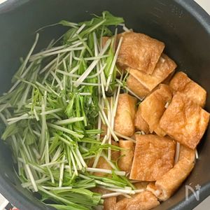5分でパパッと！甘辛きつねと水菜のさっと煮 | レシピサイトNadia