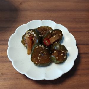 ゆの作ってみた!投稿(【ポリポリあの味！きゅうり漬け】切って漬けるだけ♪)