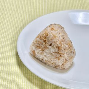 キャピタンの作ってみた!投稿(【我が家の人気おにぎり】
家にある材料でパパッと混ぜるだけ。)