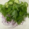 塩もみなし《きゅうりと玉ねぎ♡青じそサラダ》の下準備