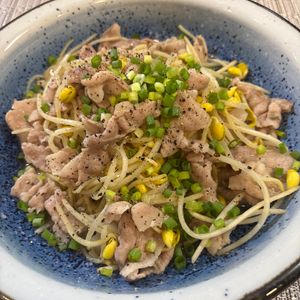 楽ラク手抜キッチン🐶🐾の作ってみた!投稿(5分で絶品おかず♡【豚もやしのうま塩炒め】)