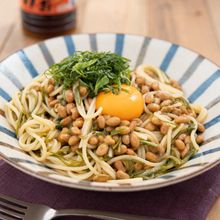【納豆パスタ】梅と大葉でさっぱり♪ 10分で絶品😋