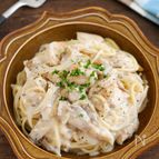 濃厚♡鶏肉と舞茸のクリームパスタ