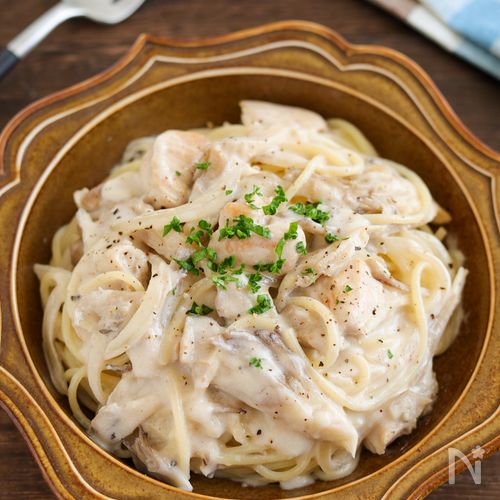 濃厚♡鶏肉と舞茸のクリームパスタ