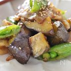 豚バラ肉とスナップえんどう、ナスのコチュジャン炒め