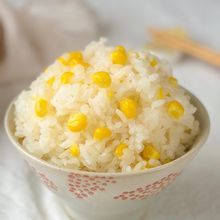 旬の甘みがぎゅっ！炊飯器で簡単◎絶品【とうもろこしご飯】