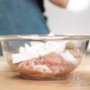 【レンジで作れる】鶏ももときのこのレモンクリームの工程2