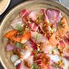 彩りカルパッチョ　玉ねぎ出汁ドレッシング