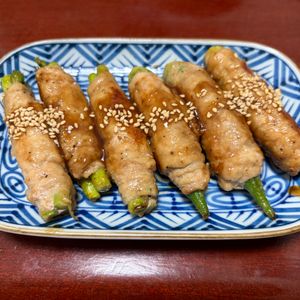 りんごの作ってみた!投稿(食感楽しい♪オクラの肉巻き)