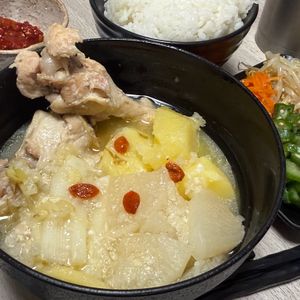 みーこの作ってみた!投稿(手羽元で簡単！煮るだけ『本格的おいしさのサムゲタン』)