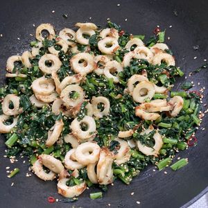 そら・ゆずの作ってみた!投稿(大根の葉とちくわのピリ辛常備菜)