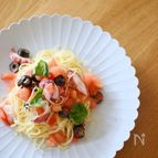 タコとオリーブ、フレッシュトマトの冷製パスタ