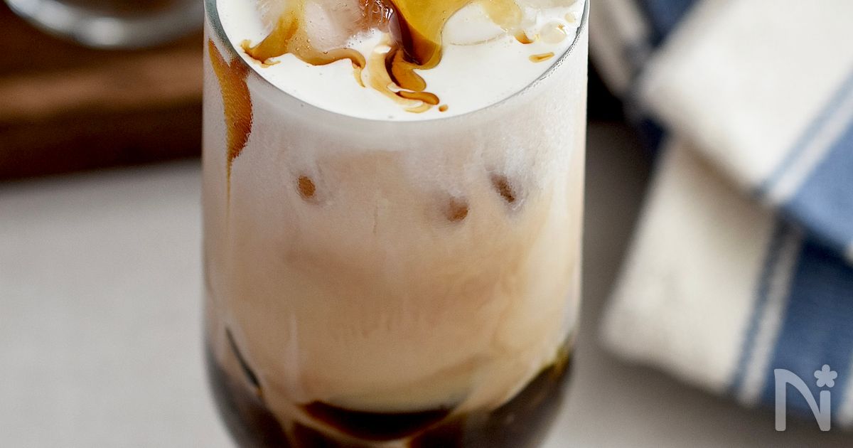 お湯を注ぐだけ♪【黒糖寒天のほうじ茶アイスラテ】