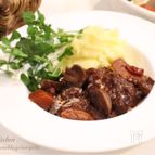 炊飯器de簡単♡お肉ホロホロ〜♪牛肉の赤ワイン煮込み