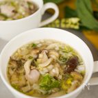 ねぎたっぷり♪【簡単♪鶏肉ときのこのうま味スープ】