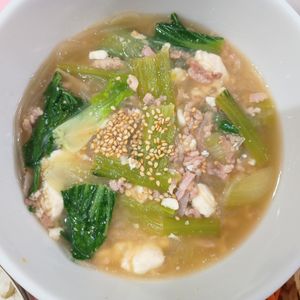 milkの作ってみた!投稿(チンゲン菜と豚ひき肉の春雨ごま味噌スープ)