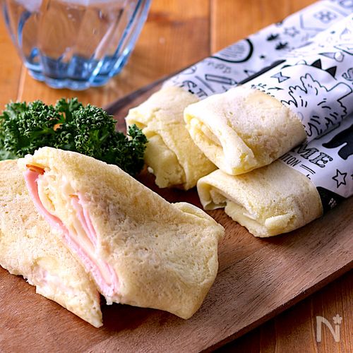 混ぜて焼くだけでもっちもち♡ハムチーズのホットトルティーヤ風