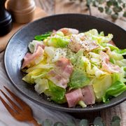 キャベツとベーコンのレンジ蒸し。簡単！洋風のホットサラダ。