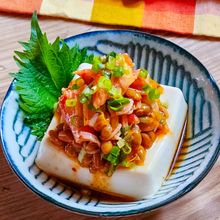 ごま油が合う～☆カニかまとキムチ納豆の冷やっこ☆