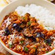 【レンジで楽々】ズボラで絶品！ゴロゴロ茄子のミートカレー