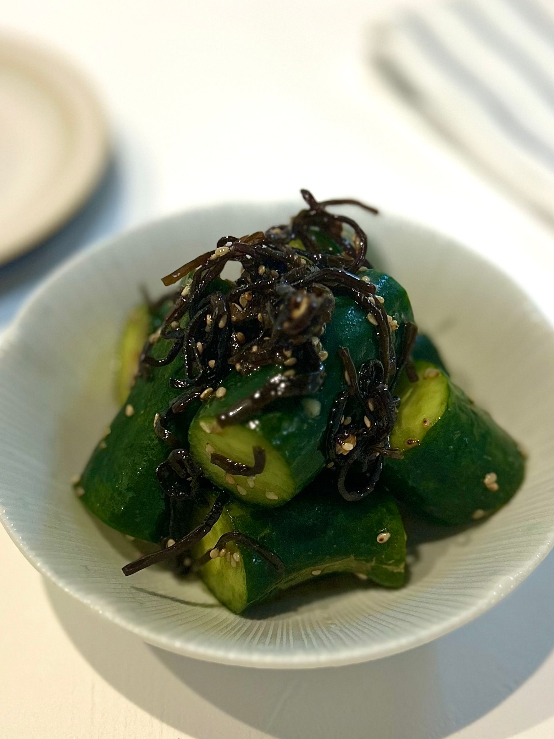 ポリ袋で揉むだけ！やみつき塩昆布きゅうり | レシピサイトNadia