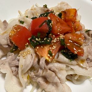 maroの作ってみた!投稿(トマトだれがバリ旨《もやし豚しゃぶサラダ》)