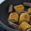 ジョンソンヴィルと焼きとうもろこしの【梅バターグリル】の工程2