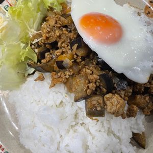ゆづっちの作ってみた!投稿(なす入り【タコライス】15分で完成♪子どもが喜ぶなす料理)