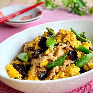 あゆの作ってみた!投稿(【豚こまとキクラゲの春の中華炒め】１０分かからない絶品おかず)