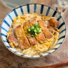 汁だくカツとじ丼