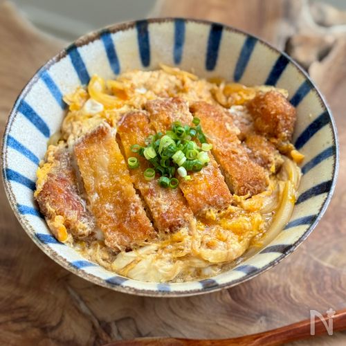汁だくカツとじ丼