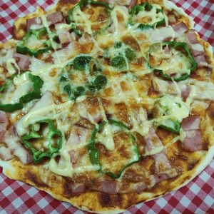 M＊Pの作ってみた!投稿(【食パンで♪】簡単カレーチーズピザ)