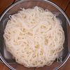 行列の定食屋さんの🍚スタミナねぎ塩豚バラ油そうめん🤩の工程2