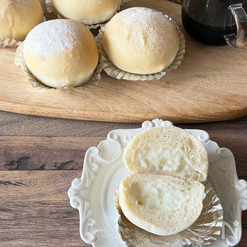 \超しっとり/　とろける生ミルククリームパン